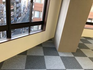 東京都新宿区四谷のオフィスにて、 OAフロア工事を致しました。