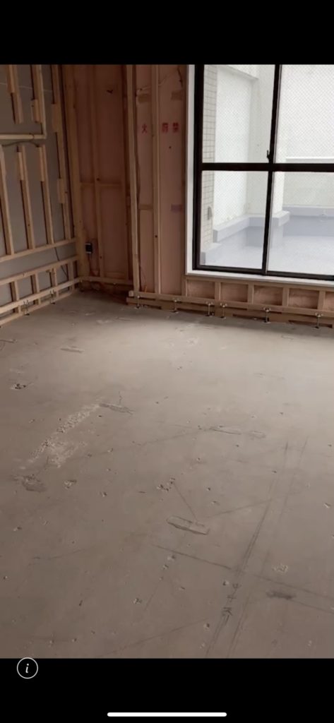 東京都千代田区のマンションにて、置床工事を行いました。（フクビ化学工業製フリーフロアＣＰ）【秀和建工】