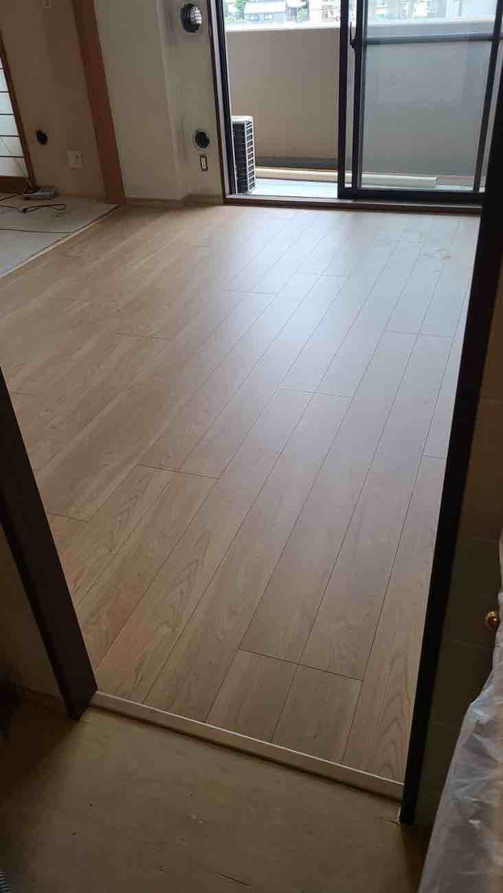 東京都西東京市のマンションにて、置床工事を行いました。（乾式二重床、針葉樹構造用合板、床暖ダミー合板）【秀和建工】
