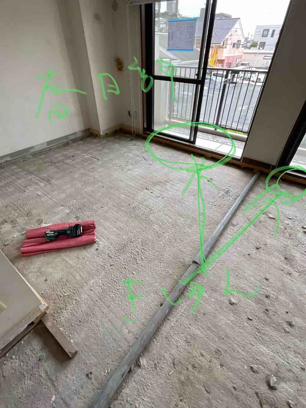 埼玉県春日部市のマンションにて、置床工事を行いました。（フリーフロアCP）【秀和建工】