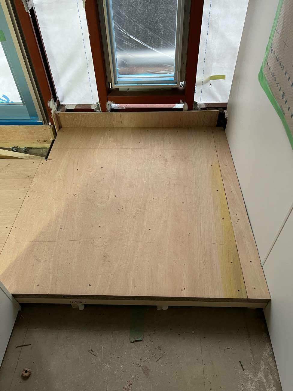 神奈川県川崎市の事業所にて、置床工事を行いました。（フリーフロアCP）【秀和建工】