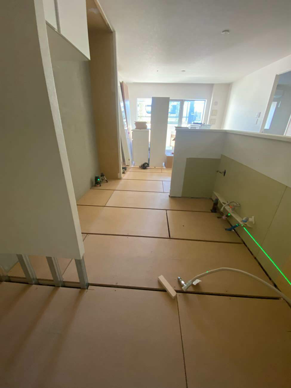 埼玉県川口市のマンションにて、置床工事を行いました。（フリーフロアCP）【秀和建工】