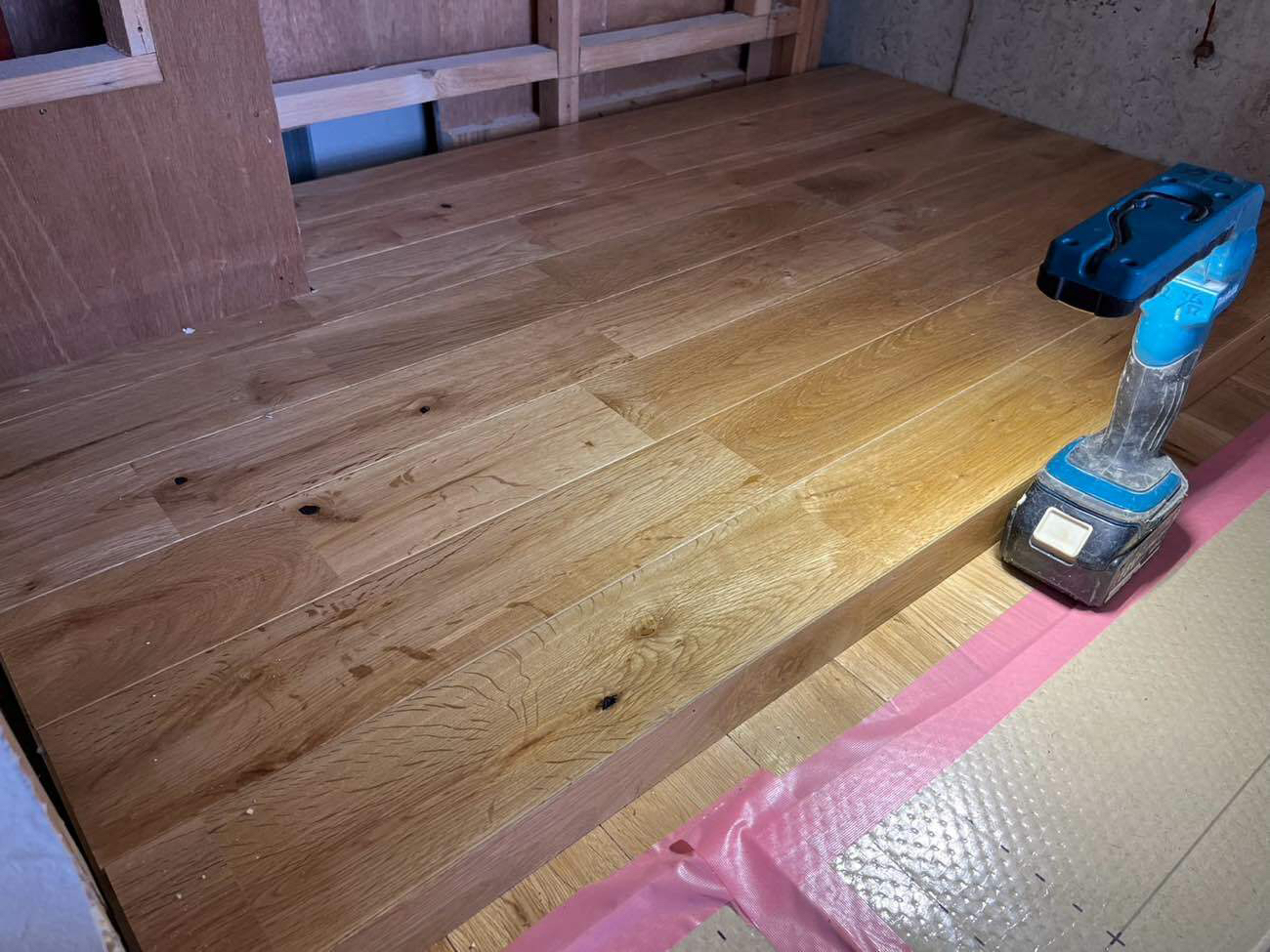 千葉県浦安市のマンションにて、１day置床工事を行いました。（乾式二重床）【秀和建工】
