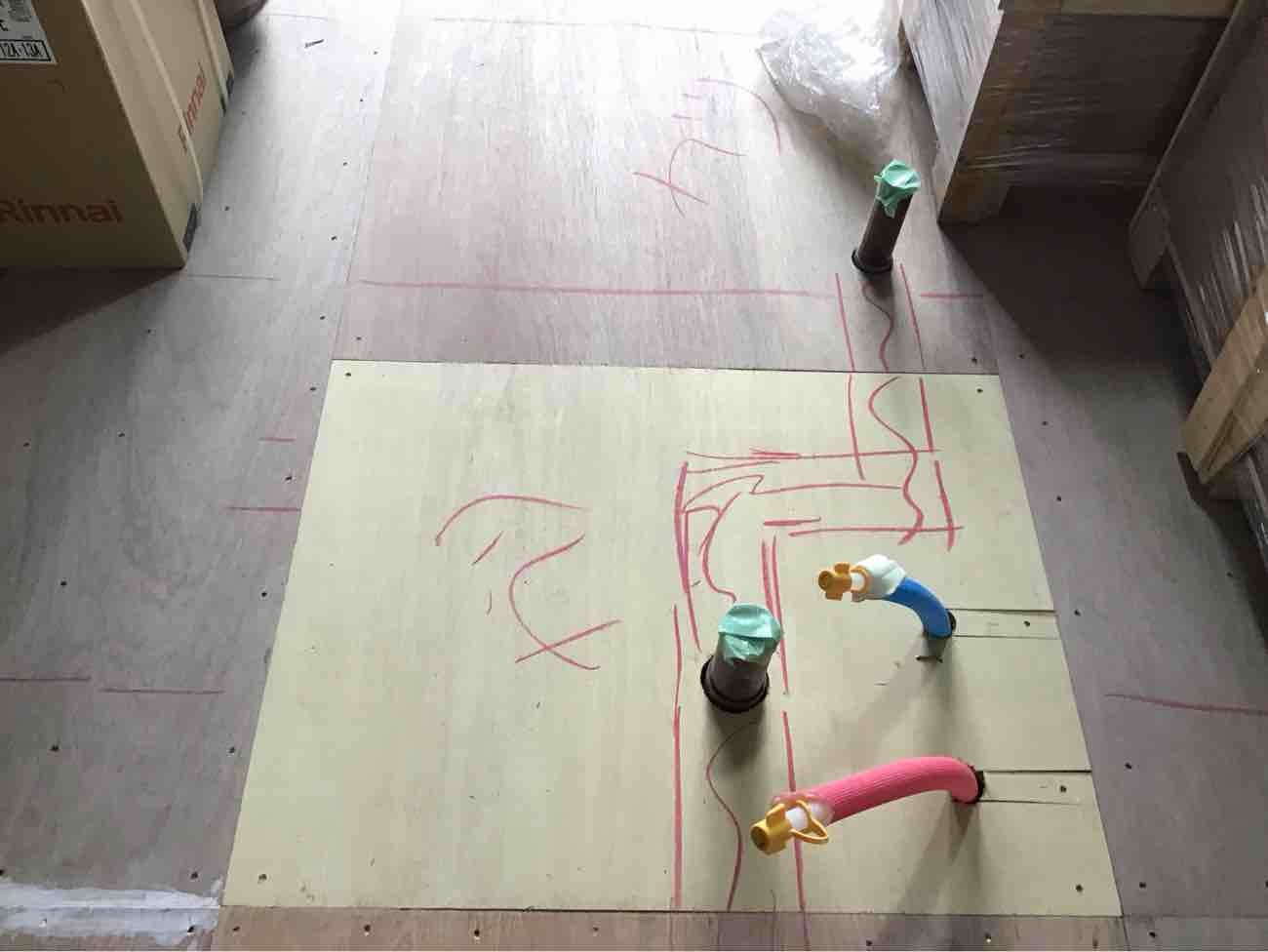 東京都港区のマンションにて、1day置床工事を行いました。（乾式二重床）【秀和建工】