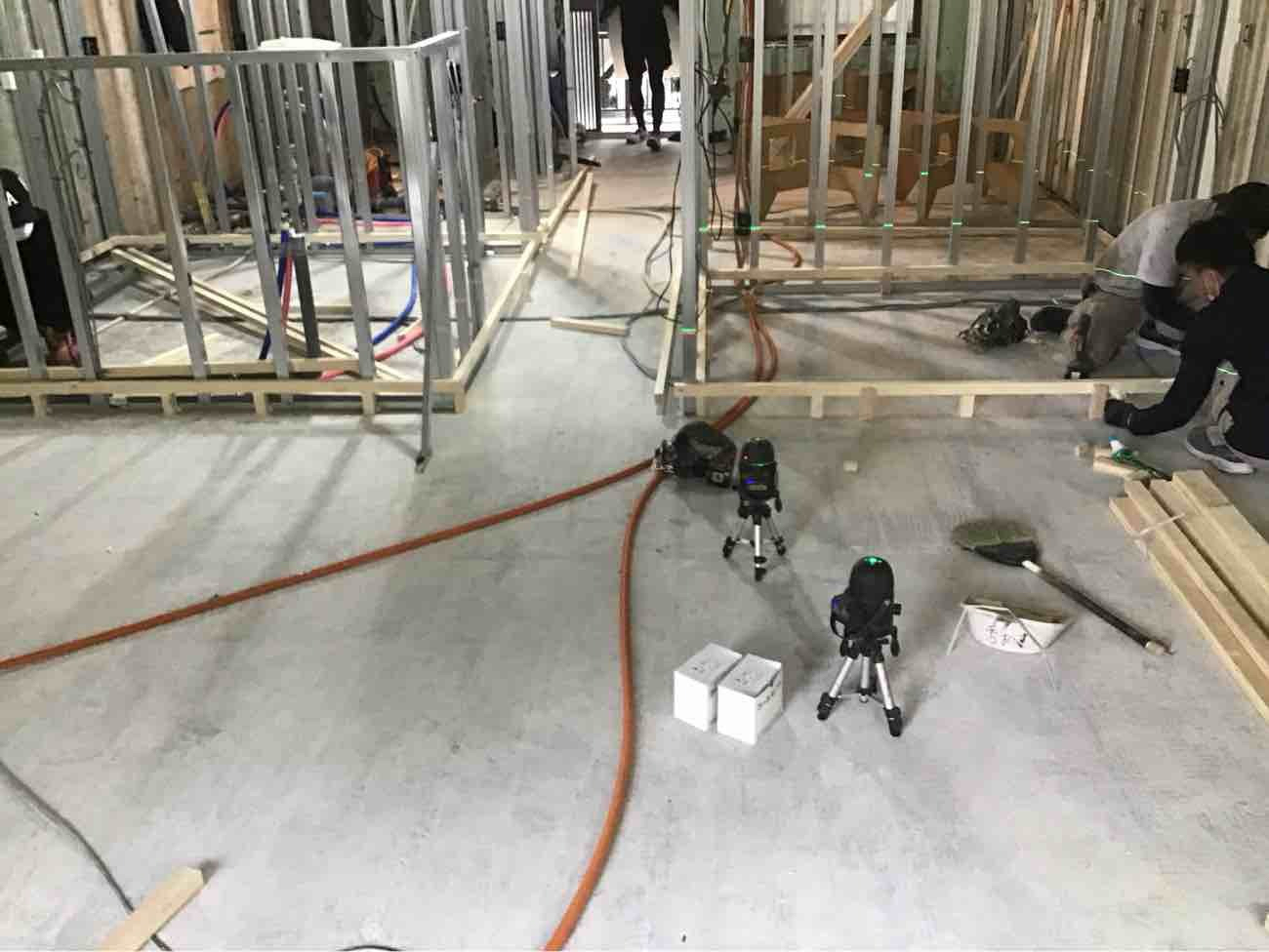 東京都品川区のマンションにて、1day置床工事を行いました。（万協YPE支持脚）【秀和建工】