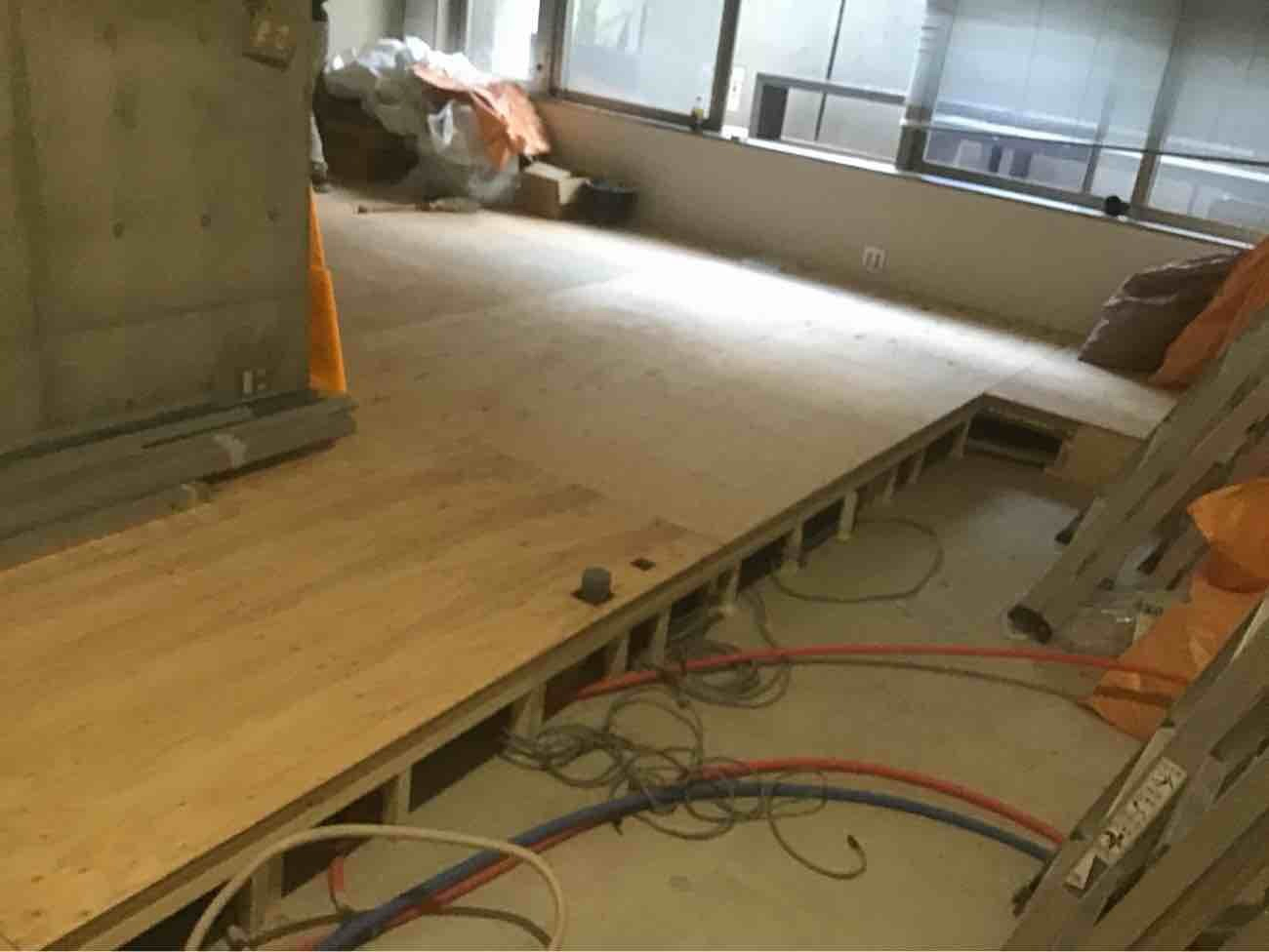 東京都世田谷区のマンションにて、置床工事を行いました。（針葉樹構造用合板12ｍｍ）【秀和建工】