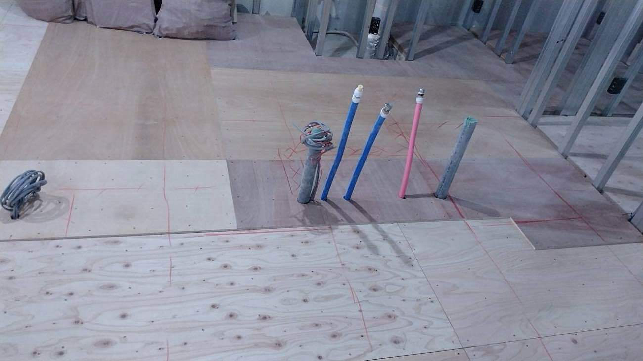 川崎市中原区のマンションにて、１day置床工事を行いました。（乾式二重床）【秀和建工】