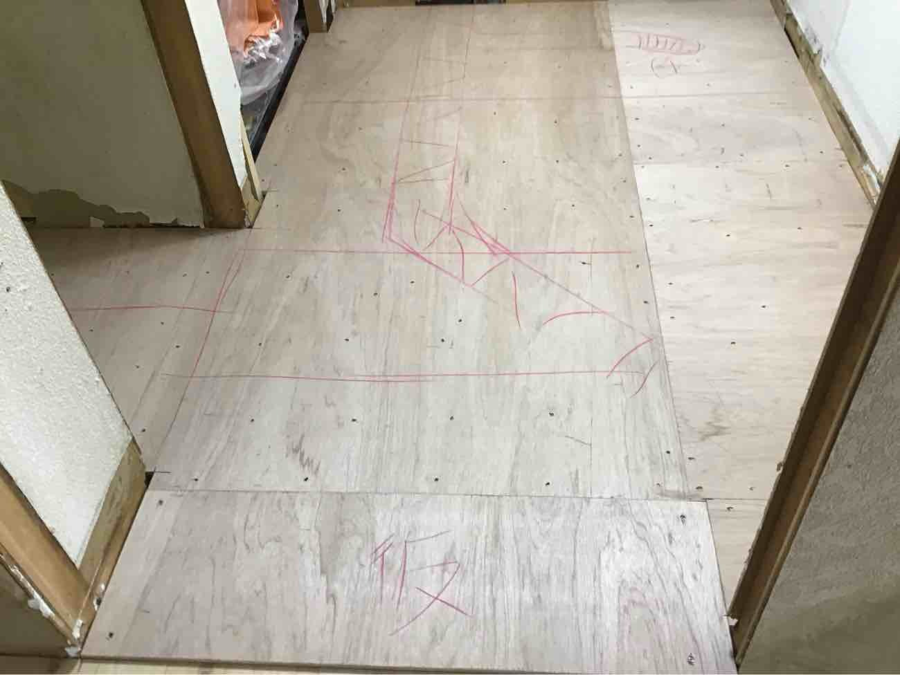 神奈川県平塚市のマンションにて、１day置床工事を行いました。（乾式二重床）【秀和建工】