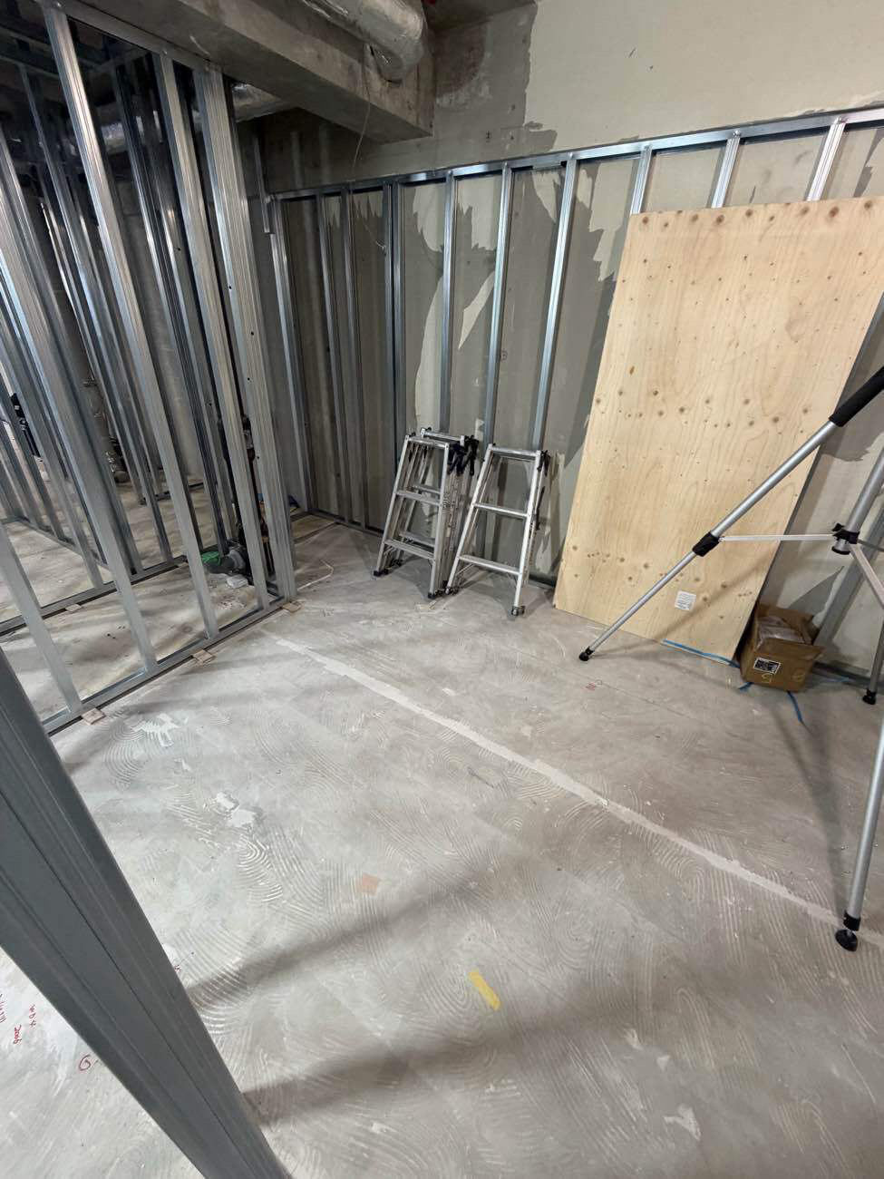 川崎市中原区のマンションにて、１day置床工事を行いました。（乾式二重床）【秀和建工】