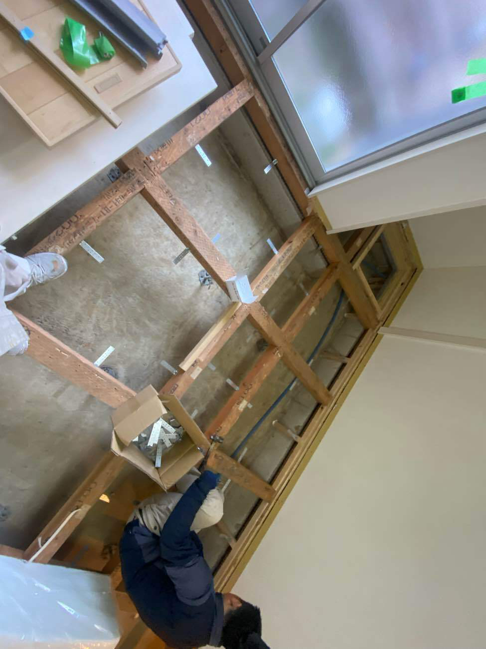 東京都品川区のマンションにて、置床工事を行いました。（グラスウール）【秀和建工】