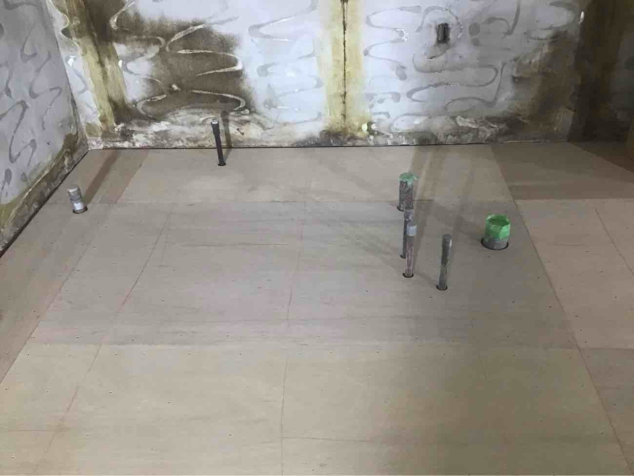 東京都品川区の店舗にて、置床工事を行いました。（乾式二重床）【秀和建工】