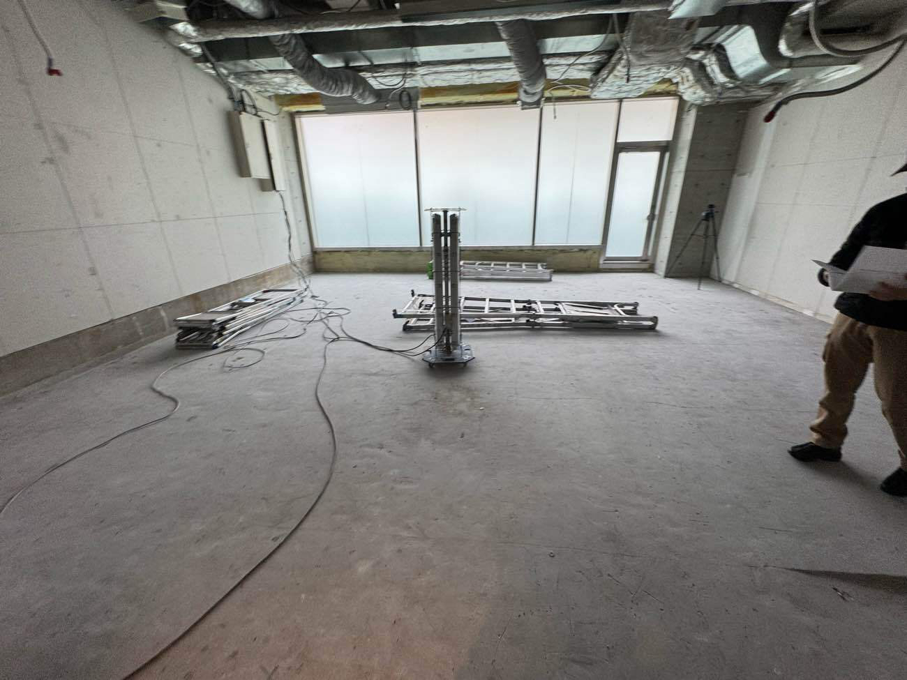 東京都渋谷区のマンションテナントにて、置床工事を行いました。（乾式二重床）【秀和建工】