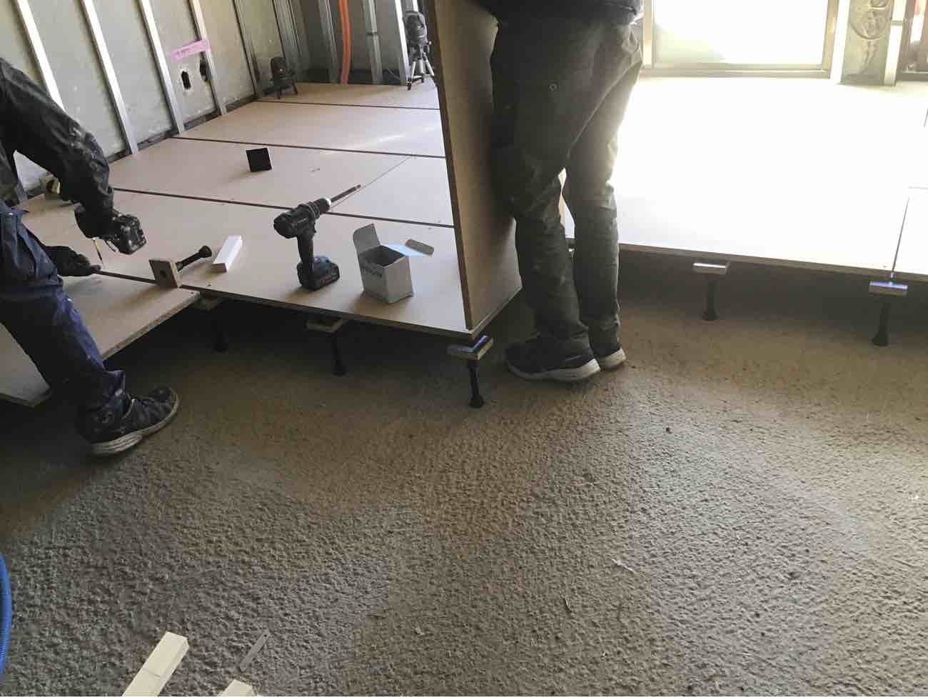 東京都豊島区のマンションにて、１day置床工事を行いました。（乾式二重床）【秀和建工】