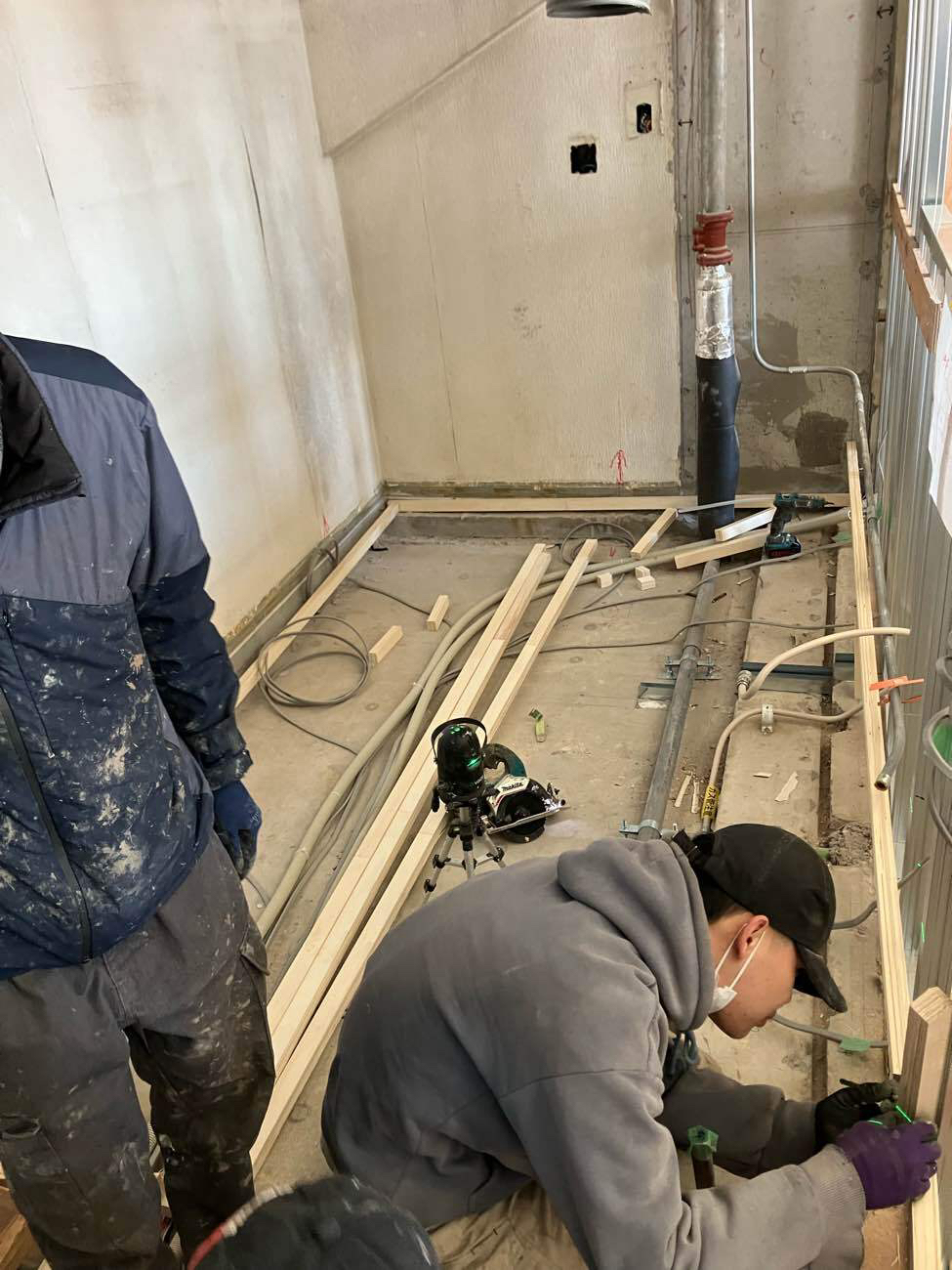 東京都江戸川区のマンションにて、置床工事を行いました。（乾式二重床）【秀和建工】