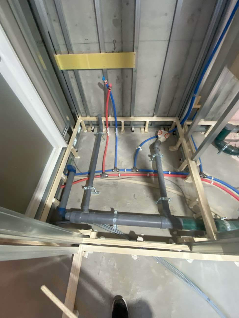 東京都国分寺市にて、マンションの置床工事を行いました。（乾式二重床）【秀和建工】