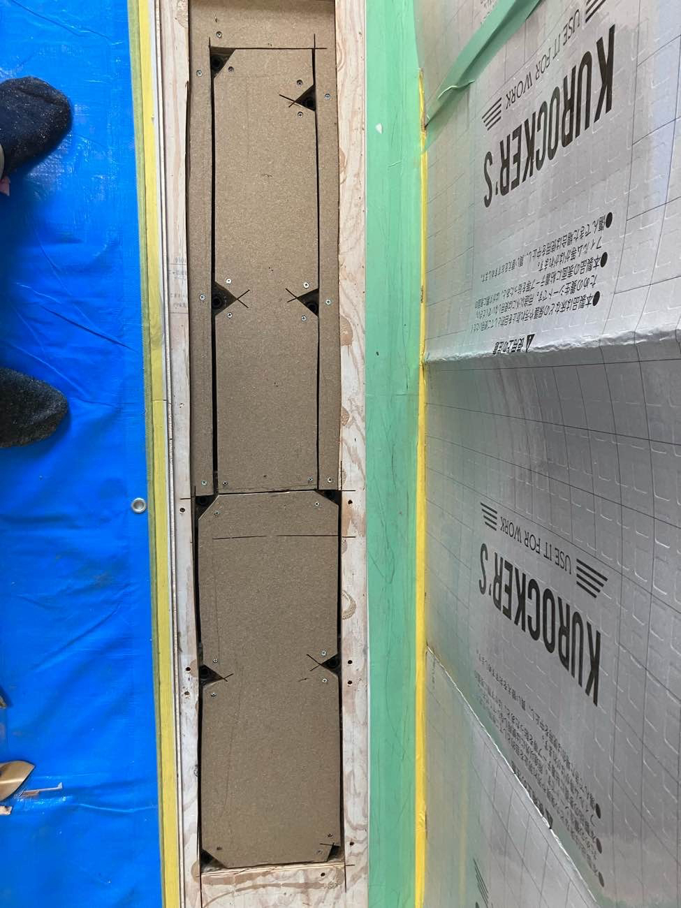 東京都中野区にて、マンションの置床工事を行いました。（パーチクルボード）【秀和建工】