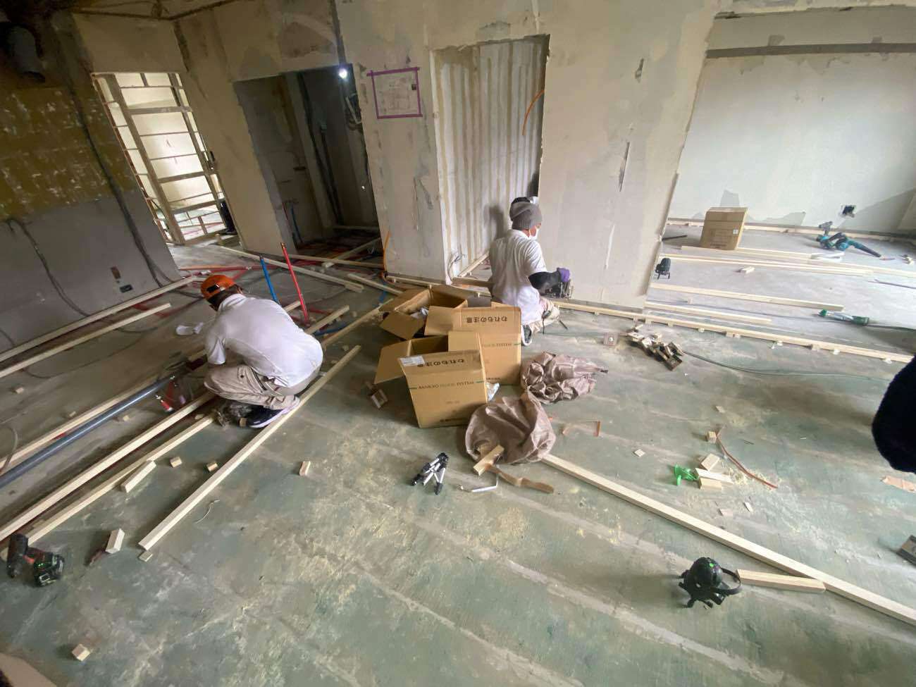 神奈川県大和市にて、マンションの置床工事を行いました。（乾式二重床）【秀和建工】
