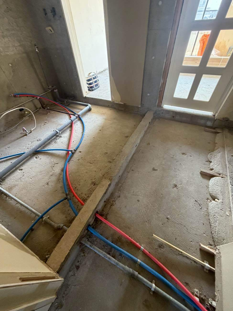 東京都大田区のマンションにて、置床工事を行いました。（わんぱくマット）【秀和建工】