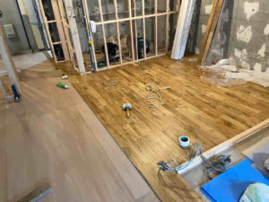 東京都江東区のマンションにて、小幅フローリング工事を致しました。