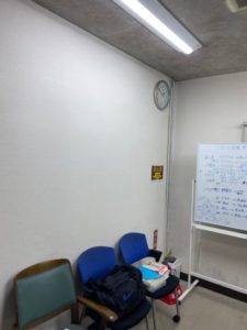 神奈川県厚木市の食品冷蔵物流倉庫内の事務所にて、結露対策工事を行いました。（ネオマフォーム）