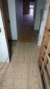 東京都世田谷区のマンションにて、１day置床工事を行いました。（フクビ化学工業フリーフロアCP）【秀和建工】