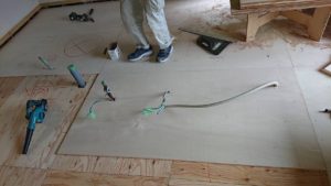神奈川県鎌倉市の戸建住宅にて、置床工事を行いました。（フクビ化学工業フリーフロアEP）【秀和建工】