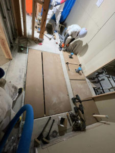 栃木県小山市の特別養護老人ホームにて、増設工事に伴う置床工事を行いました。（乾式二重床）【秀和建工】