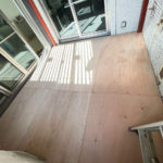 東京都東村山市の戸建て住宅にて、バルコニーの床工事を行いました。【秀和建工】