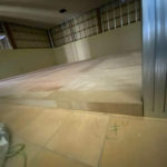 千葉県市原市の店舗にて、改修工事に伴う置床工事を行いました。（乾式二重床）【秀和建工】