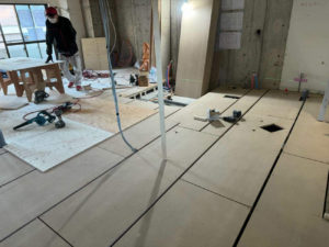 東京都品川区のマンションにて、１day置床工事を行いました。（フリーフロアCP）【秀和建工】