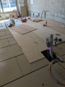 神奈川県横浜市港南区の歯科医院にて、新装工事に伴う置床工事を行いました。（乾式二重床）【秀和建工】