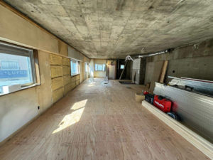 東京都世田谷区のマンションにて、置床工事を行いました。（乾式二重床）【秀和建工】