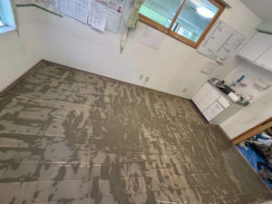 東京都板橋区の保育園にて、フロアタイル工事を行いました。（サンゲツフロアタイル）【秀和建工】