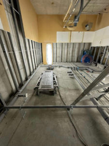 東京都北区の事務所にて、置床工事を行いました。（乾式二重床）【秀和建工】