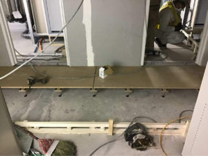 東京都北区の事務所にて、置床工事を行いました。（乾式二重床）【秀和建工】