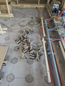 東京都目黒区のマンションにて、置床工事を行いました。（乾式二重床）【秀和建工】