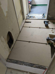 東京都板橋区のマンションにて、置床工事を行いました。（乾式二重床）【秀和建工】