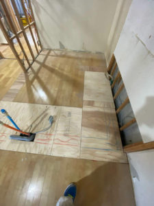 東京都世田谷区のマンションにて、置床工事を行いました。（フリーフロアCP）【秀和建工】