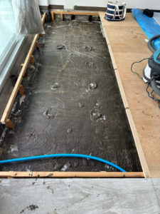 東京都港区のマンションにて、置床工事を行いました。（乾式二重床）【秀和建工】