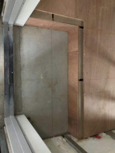 東京都葛飾区のマンションにて、置床工事を行いました。（乾式二重床）【秀和建工】