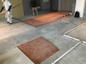東京都世田谷区のマンションにて、置床工事を行いました。（パーチクルボード）【秀和建工】