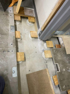 茨城県つくば市のオフィスにて、置床工事を行いました。【秀和建工】