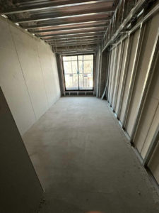 東京都葛飾区のマンションにて、置床工事を行いました。（乾式二重床）【秀和建工】