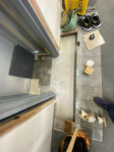 茨城県つくば市のオフィスにて、置床工事を行いました。【秀和建工】