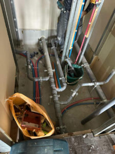 東京都世田谷区のマンションにて、置床工事を行いました。（フリーフロアCP）【秀和建工】