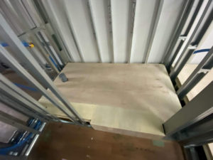 東京都小金井市の店舗にて、置床工事を行いました。（乾式二重床）【秀和建工】