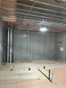 神奈川県藤沢市のクリニックにて新装工事に伴う置床工事を行いました。（乾式二重床）【秀和建工】