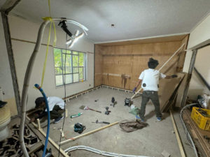 東京都東久留米市のマンションにて、１day置床工事を行いました。（乾式二重床）【秀和建工】