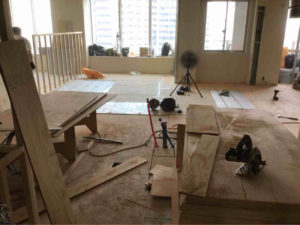 東京都中央区のマンションにて、改修工事に伴う置床工事を行いました。（針葉樹合板）【秀和建工】