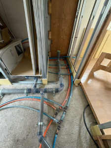 東京都小金井市のマンションにて改修工事に伴う置床工事を行いました。（フリーフロアCP）【秀和建工】